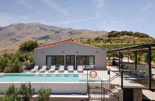 Agios Vasileios Villa | Thrilling Crete Villa | Villa Hestia | 5 BDR | Private Pool | Spacious.