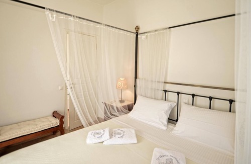 Agios Kirykos Villa | Timoklis Maisonette in Agios Kirikos Ikaria