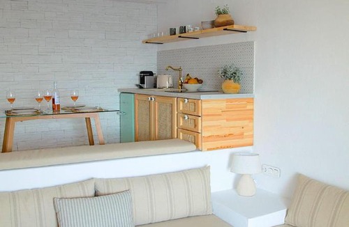 Loutraki House | To Nisi