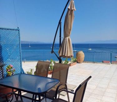 Koroni Apartment | Total Blue Maisonette