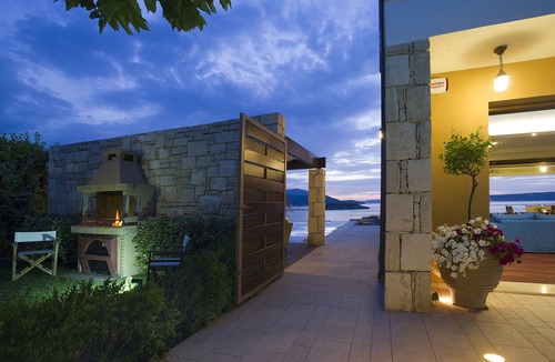 Plaka Villa | Traditional Cretan Villa with Infinity Pool & Sea Views | Anemos SK Place Crete