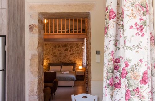 Halepa House | Traditional Home