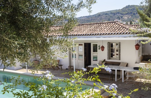 Spetses Villa | Traditional House With Pool in Spetses Village - 100m from the Sea