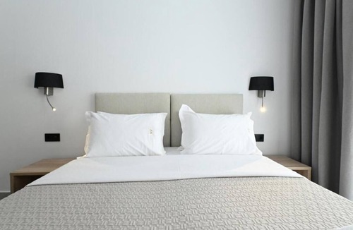 Agios Nikolaos Apartment | Traditional stay in Agios Nikolaos,near Sithonia's most beautiful beaches