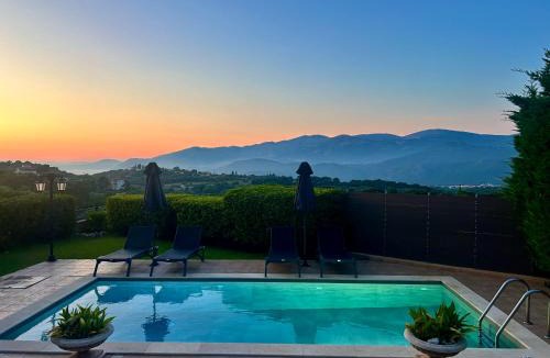 Lakithra Villa | Traditional Villa Mandola