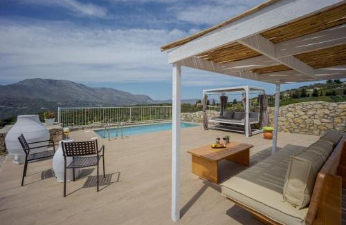 Agios Myronas Villa | Tranditional Stone House