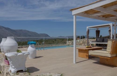 Agios Myronas Villa | Tranditional Stone House