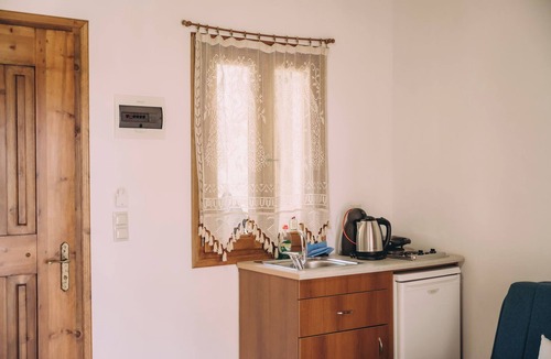 Ilida Apartment | Trikalioti's Lush Estate Apt Arethousa, Palouki, Greece