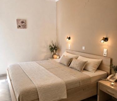 Perigiali Hotel | Tropicana Inn