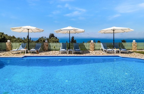 Kavallos Apartment | Two-Bedroom Apartment 1 with Sea View, Shared Pool & Wi-Fi