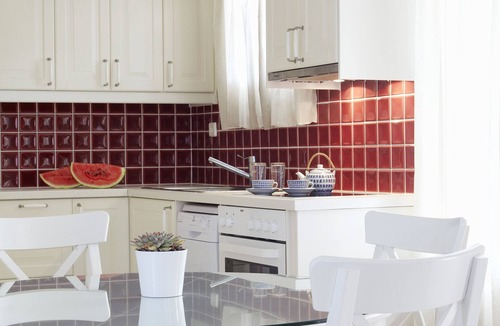 Agios Prokopios Hotel | Two bedroom apartment with one bathroom, sea view, communal pool, breakfast