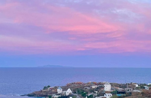 Koundouros Bed & Breakfast | Tzia Blue