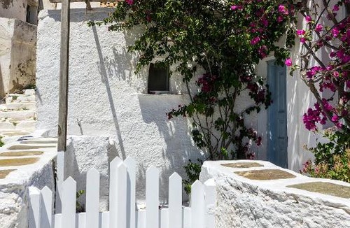 Sikinos House | Unique Traditional House In Authentic Sikinos