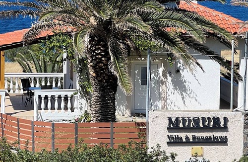 Mochlos House | Vacation home right on the Mediterranean with direct sea access
