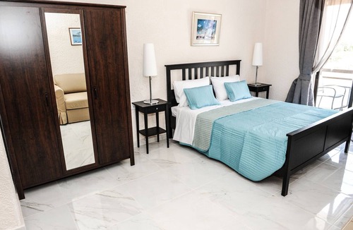 Petaloudes Apartment | Valentino Hotel