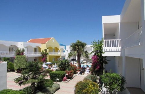 Petaloudes Apartment | Valsami Hotel Apartments