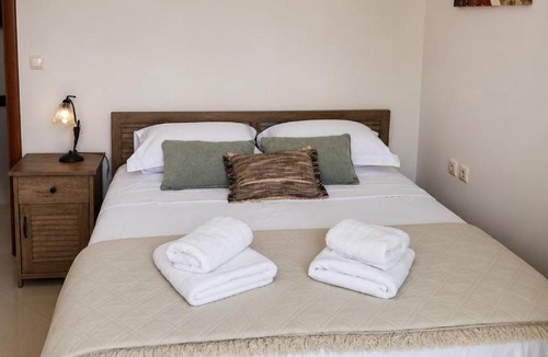 Gefira Mpania Apartment | Vellora residence