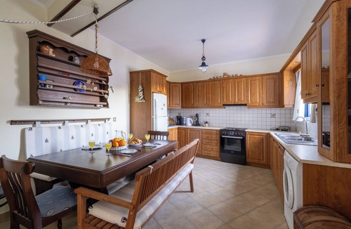 Agia Efimia Apartment | VERANDA MARE-Spacious Apartment Sea View Gem in Agia Efimia. 1' Walk to Beach!