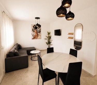 Sikia House | Vigla summer house!