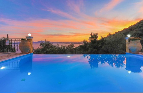 Nisaki Villa | Viilla Kefalaki: Superb sceneries and views, private pool