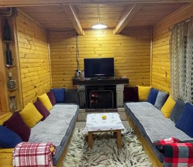 Razem House | Vila Kanadeze Razem