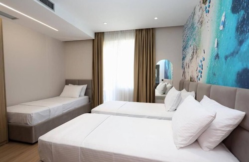 Durres Hotel | Vila Lira