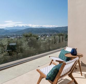 Vamvakopoulo Villa | Vilia House on the Hill - Luxury Villa with Heated Pool near Chania