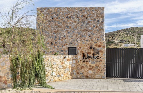 Kymi-Aliveri Villa | Villa 1 – Stone Villa, Private Hydromassage Pool & 80 m² Garden by the Beach