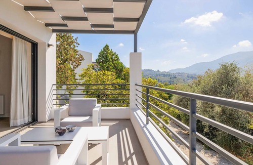 Corfu Villa | Villa ∙ 4 bedrooms ∙ 8 guests