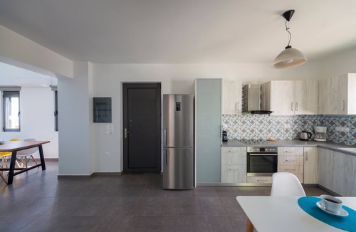 Adelianos Kampos House | Villa al Mare. Beachfront with private sunbeds and sunshades!