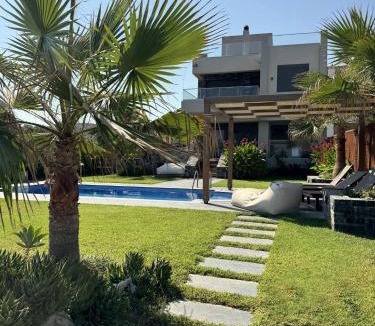 Adelianos Kampos House | Villa Al Mare