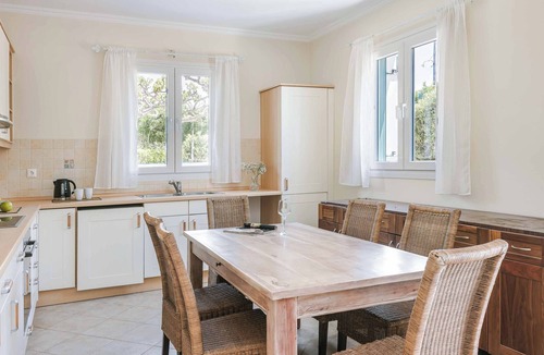 Svoronata Villa | Villa Alba Minies - Five Bedroom Villa, Sleeps 12