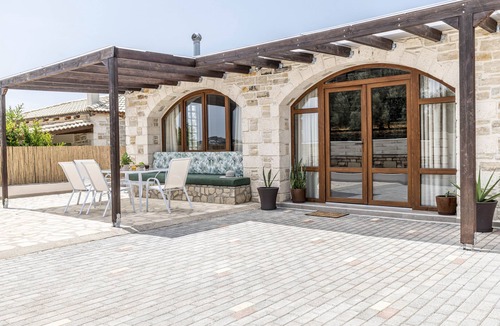 Pitsidia Villa | Villa Aloe