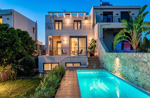 Sternes Villa | Villa Anemi