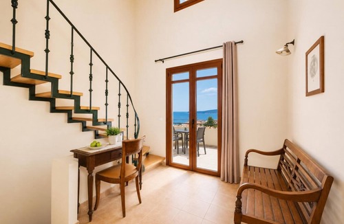 Plaka Villa | Villa Aphrodite - Four Bedroom Villa, Sleeps 7