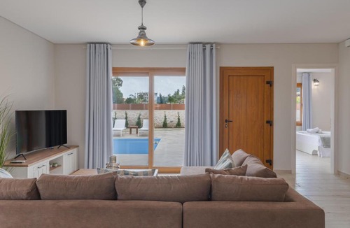 Kalpaki Villa | Villa Aqua - Laganas Stone Villas
