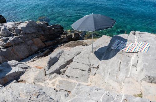 idhra Villa | Villa Aqua Vista with private seafront
