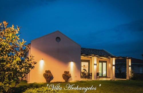 Zalongo Villa | Villa Archangelos