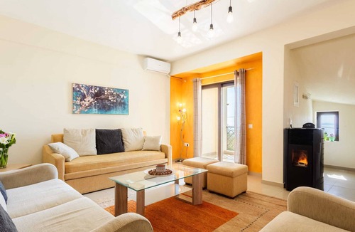 Kardamyli Villa | Villa Armonia, Sunset View and Relaxing Beach Vibe