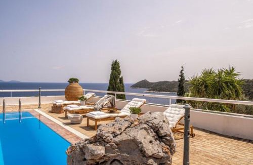 Marathon Villa | Villa Artisti Marathon