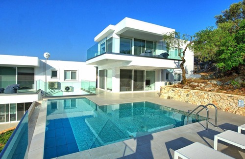 Agios Spyridon Corfu Villa | Villa Athena - Luxury Villa by the Sea with swimming pool on Corfu Island, Greece