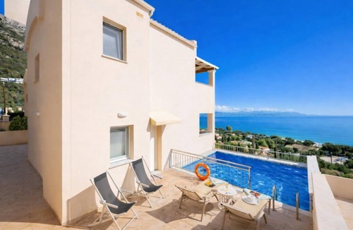 Barbati Villa | Villa Aurora - Three Bedroom Villa, Sleeps 6
