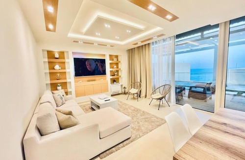 Jala Villa | Villa Azure