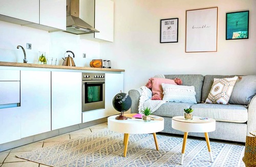 Mousata Villa | Villa Baby Lemoni - One Bedroom Villa, Sleeps 2