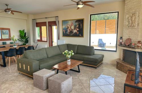 Malevizi Villa | Villa Balcony, Cozy Villa with Amazing View