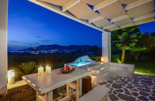 Glinado House | Villa Bella Vista 65M2 1Bedrm 1Bathrm Sea view from outdoor Tzacuzzi