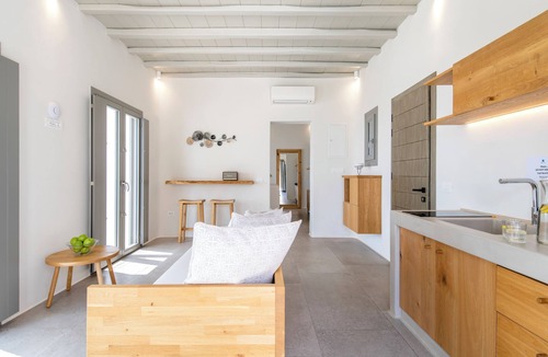 Psarou Villa | Villa Camelia - 3BR - 2 Pools - 2 Jacuzzis - Sea View - Psarou Beach (Nammos)