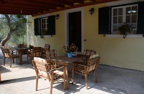 Mpogdanatika House | Villa Clementine