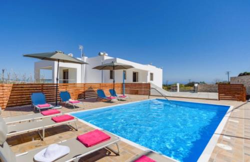 Kallithea Villa | Villa Cleopatra Private Heated Pool, Tennis & Football