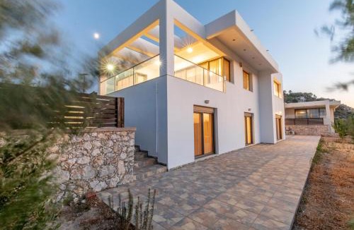 Kallithea Villa | Villa Cleopatra Private Heated Pool, Tennis & Football
